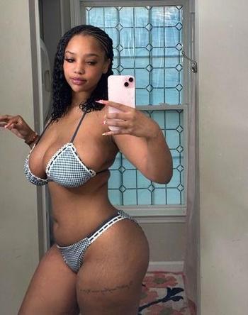 Jazmine, 26  female escort, Statesboro